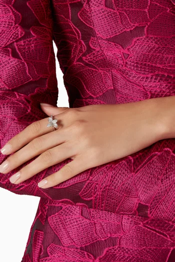 Petit Garden Ring with Diamonds in 18kt White Gold    