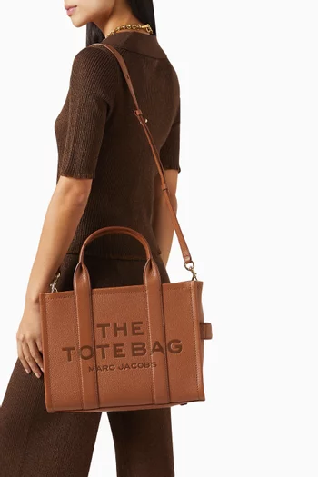 Medium Traveler Tote Bag in Leather