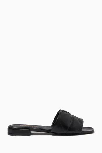 Logo Slides in Quilted Nappa 
