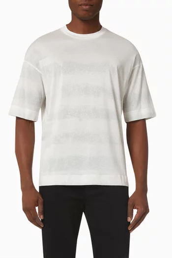 تي شيرت قطن ولايوسيل بشعار الماركة حجم كبير