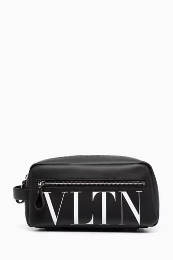 Valentino Garavani VLTN Logo Wash Bag in Leather