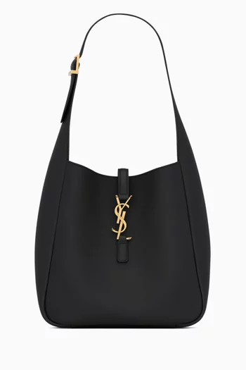 Le 5 À 7 Small Hobo Bag in Smooth Leather