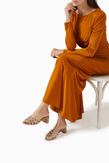 حذاء اموس مفتوح من الخلف مرصع بالكريستال بكعب 50 مم جلد