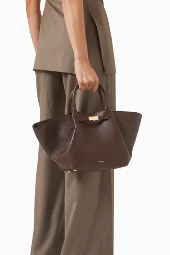 The Midi New York Tote Bag in Grained Leather