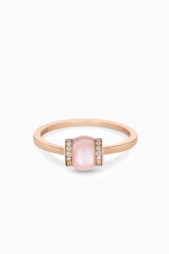 Single Cerith Diamond & Mother of Pearl Ring in 18kt Gold
