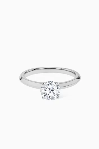 خاتم غايا مرصع بماسة سوليتير ذهب أبيض عيار 18