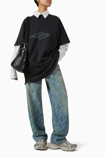 بنطال جينز بقصة فضفاضة دينم بنقشة بشعار الماركة