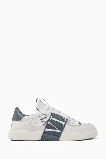 Valentino Garavani VL7N Sneakers in Leather