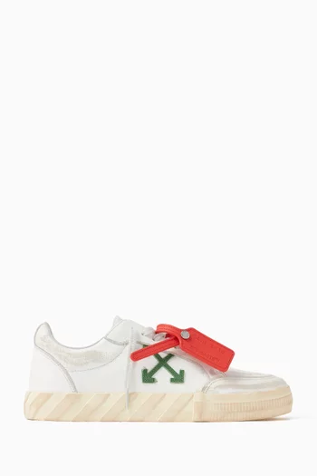 Low Vulcanized Distressed Sneakers in Calf Leather