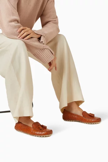 حذاء سهل الارتداء بنعل منقط جلد نعام