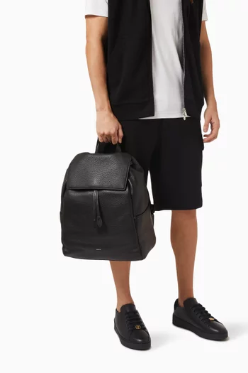 Slim Backpack in Grained Leather