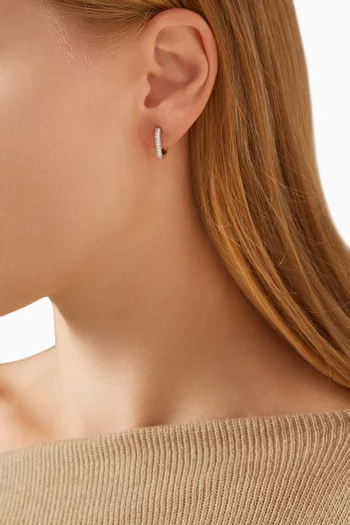 Chain Link Pavé Huggies in Rhodium-plated Brass