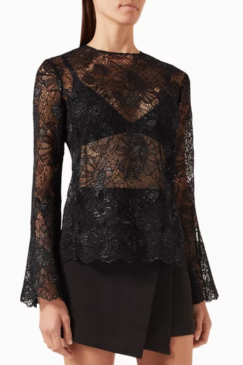 Flutter-sleeve Top in Lace