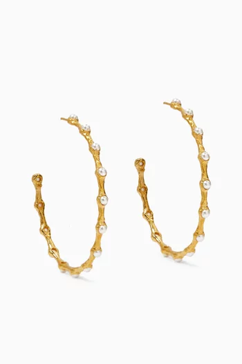 Large Wave Hoop Earrings in 18kt Gold-plated Brass
