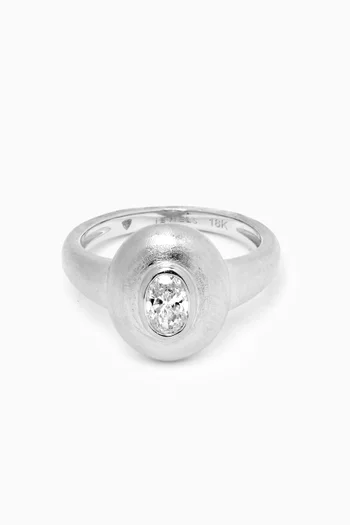 Round Diamond Pinky Ring in 18kt White Gold
