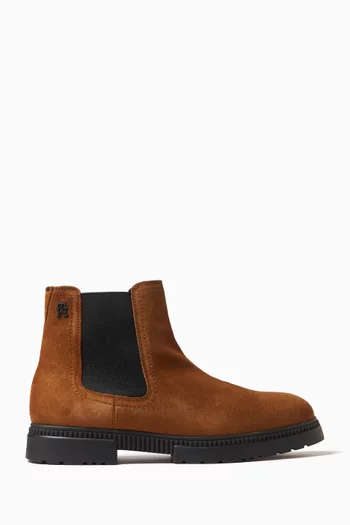 Cleat Chelsea Boots in Suede
