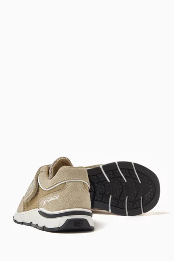 Logo-patch Sneakers in Mesh & Suede