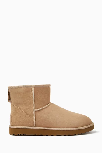 Classic Mini II Boots in Sheepskin