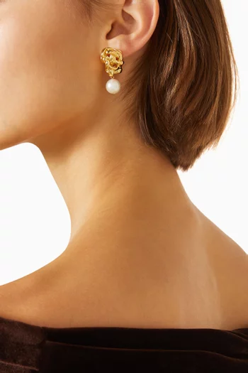 The Paths of Memory Pearl Earrings in 18kt Gold Vermeil