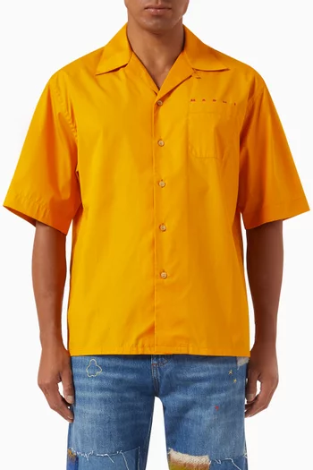 قميص بولينغ بشعار الماركة بتصميم يبدو كالمخفي قطن بوبلين