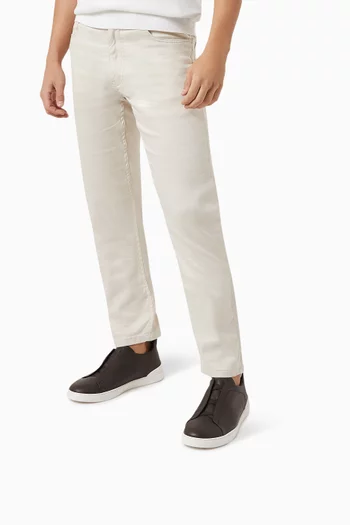 سنيكرز أسفل الكاحل مزين بحياكة ثلاثية جلد