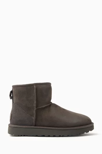 Classic Mini II Heritage Ankle Boots in Suede