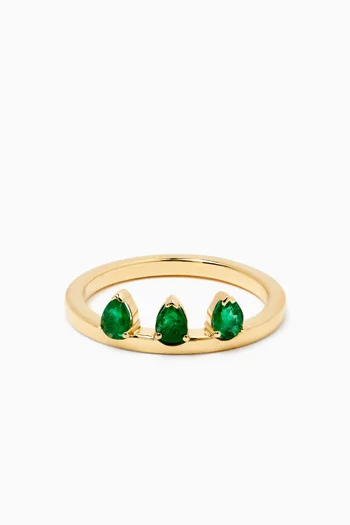 Pear-shaped Emerald Ring in 18kt Yellow Gold
