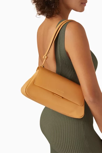 Shoulder Bag in Leather