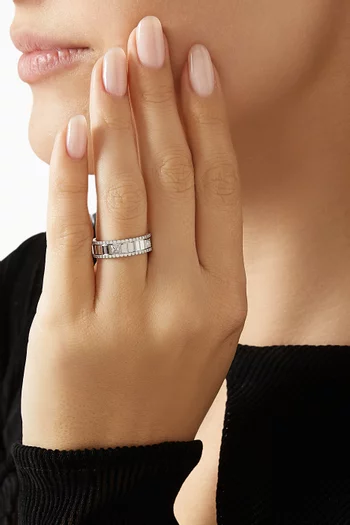 Life Full Diamond Ring in 18kt White Gold