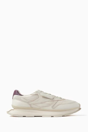 Classic LTD Low-top Sneakers in Leather