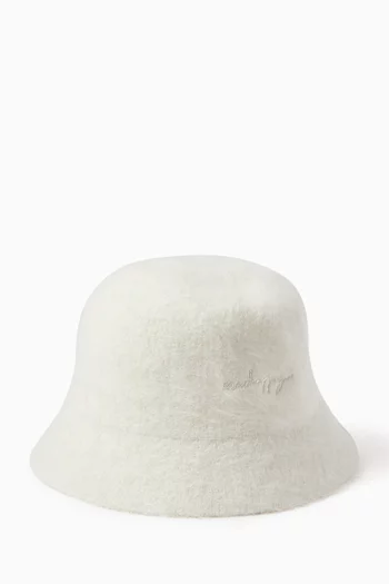 Classics Bucket Hat in Alpaca