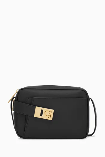 Archive CC Nero Shoulder Bag in Leather