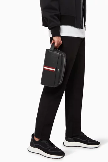 حقيبة مستحضرات العناية الشخصية آر بي ان جلد بارز الملمس