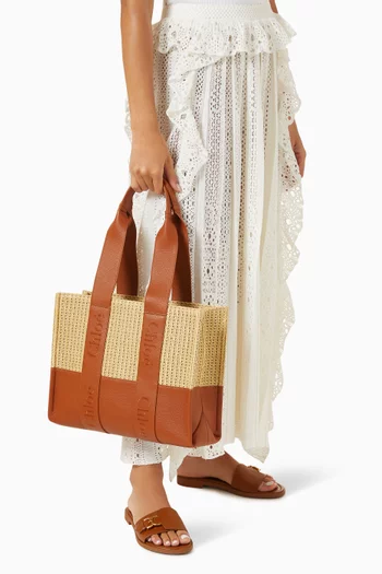 Medium Woody Tote Bag in Raffia & Leather