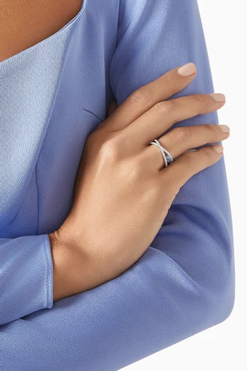 Crossover Sapphire & Diamond Ring in 18kt White Gold