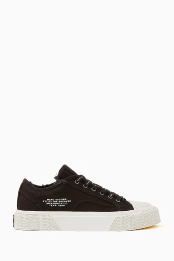 Low Top Sneakers in Canvas