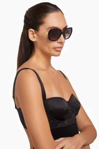 Square Sunglasses in Acetate & Metal