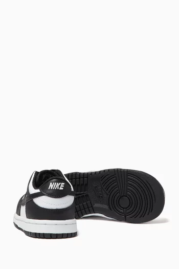 سنيكرز دانك أسفل الكاحل جلد