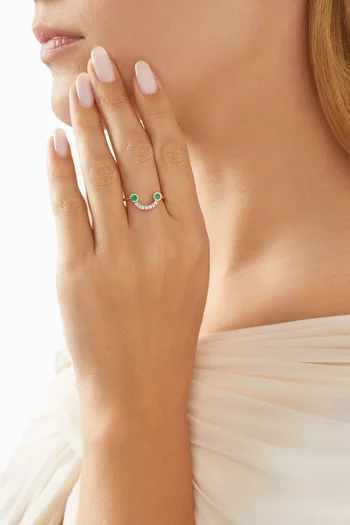 خاتم سمايل مرصع بزمرد وماس ذهب أصفر عيار 18