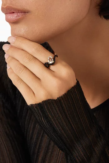 Oval Enamel Ring in 9kt Gold