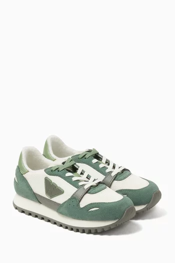 سنيكرز بشعار النسر قماش شبكي وشمواه