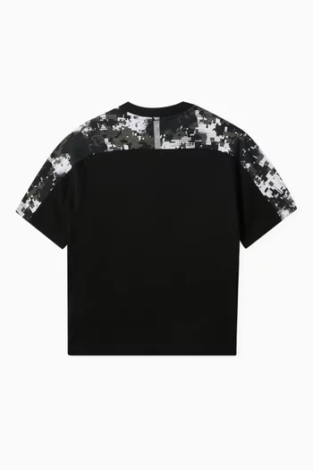 Camo Logo T-shirt in Jersey