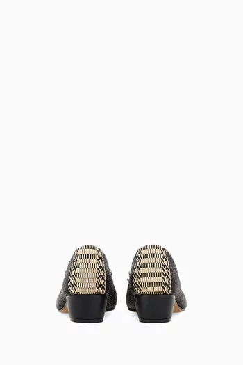 Vara 30 Pumps in Raffia