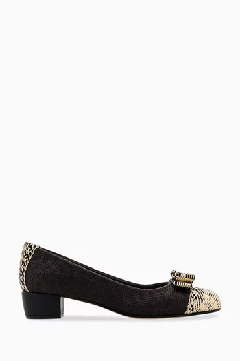 Vara 30 Pumps in Raffia