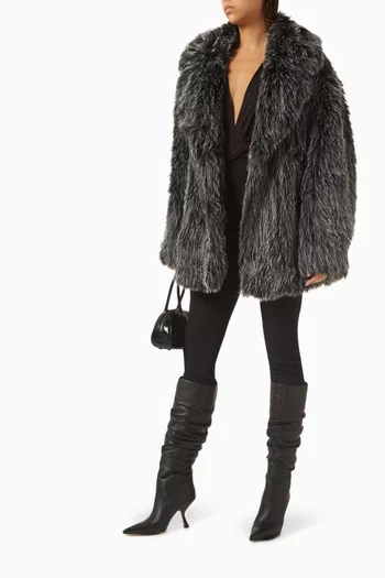 Peacoat in Faux Fur