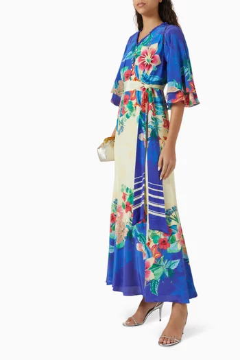 فستان طويل بنقشة