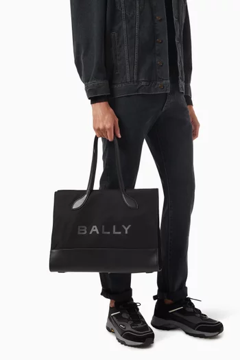 Bar Keep On Ew Tote Bag in Nylon