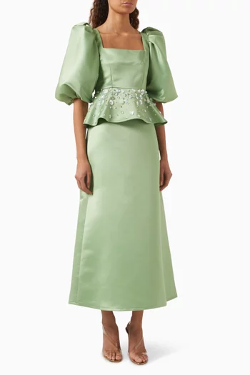 فستان سهرة بتصميم جرس وتطريزات