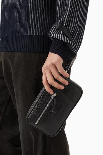 حقيبة مستحضرات العناية الشخصية بشعار الماركة جلد عجل