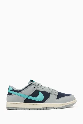 Dunk Low Retro Premium Sneakers